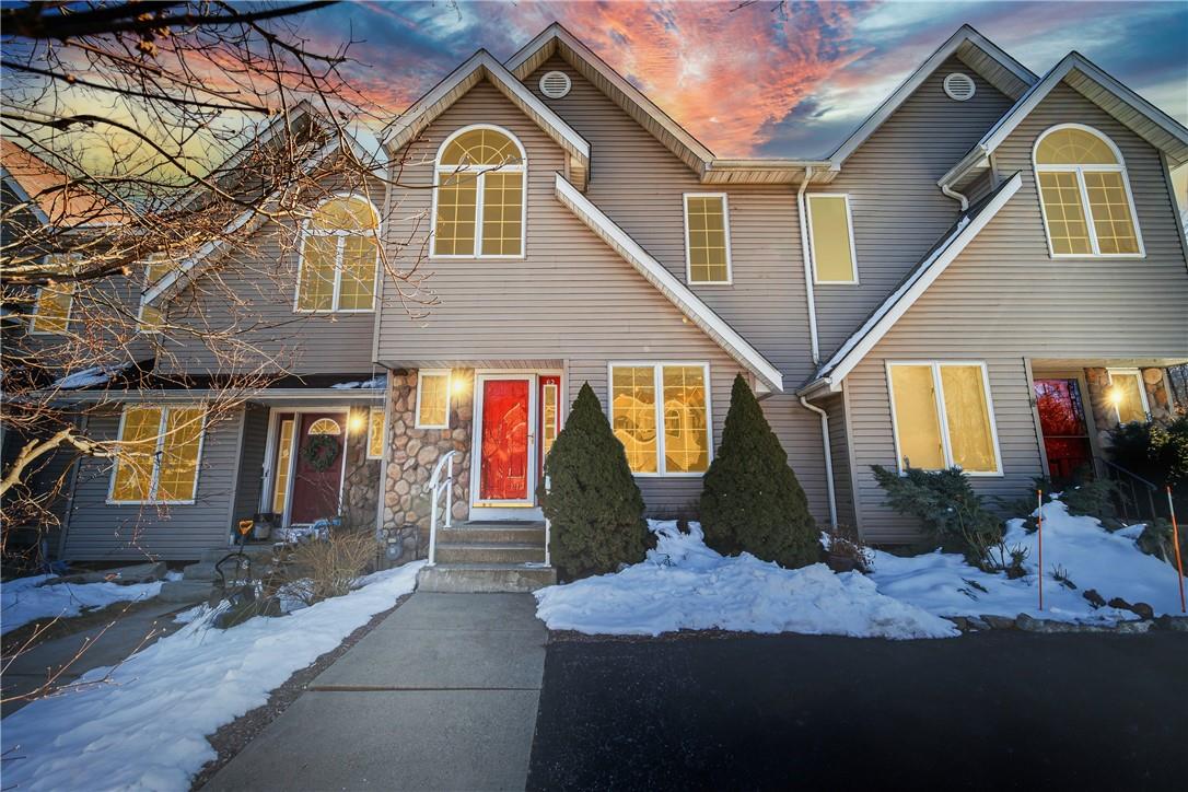 63 Roundtree Court, Beacon, NY 12508