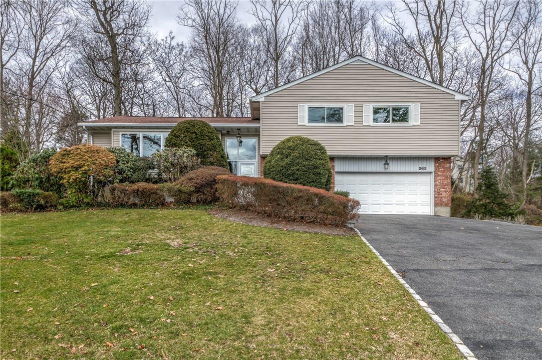 262 Broadfield Road, New Rochelle, NY 10804