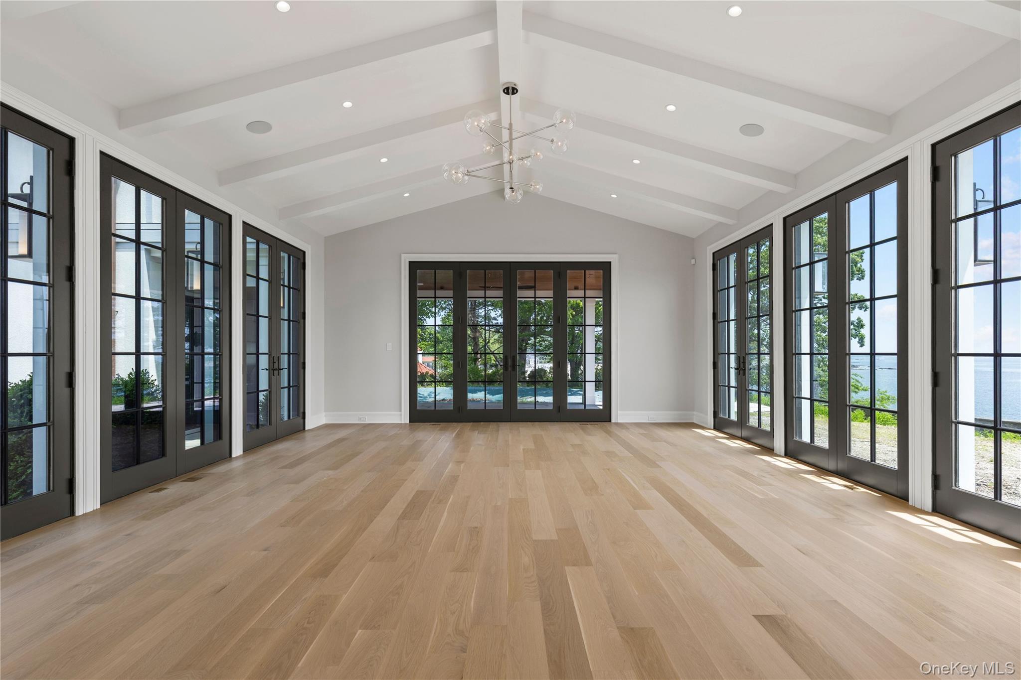 104 Premium Point Road, Mamaroneck, NY 10801