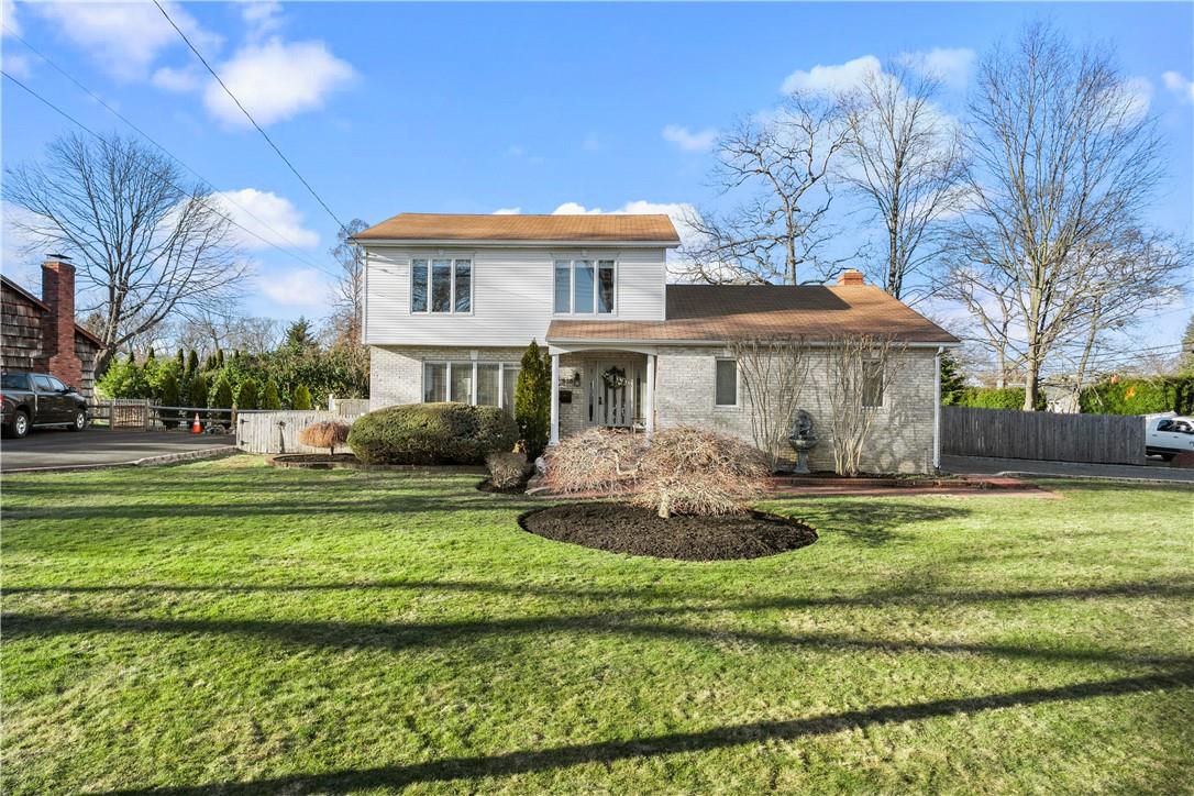 233 4th Street, Saint James, NY 1178