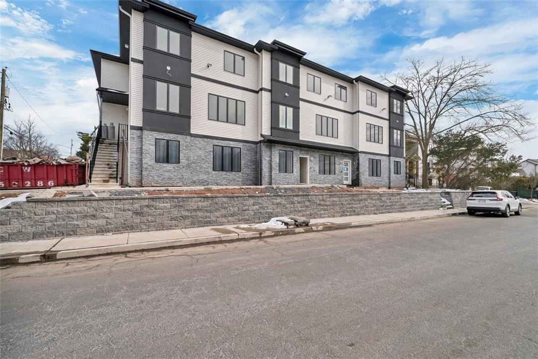 22 Stephens Place # 112, Spring Valley, NY 10977