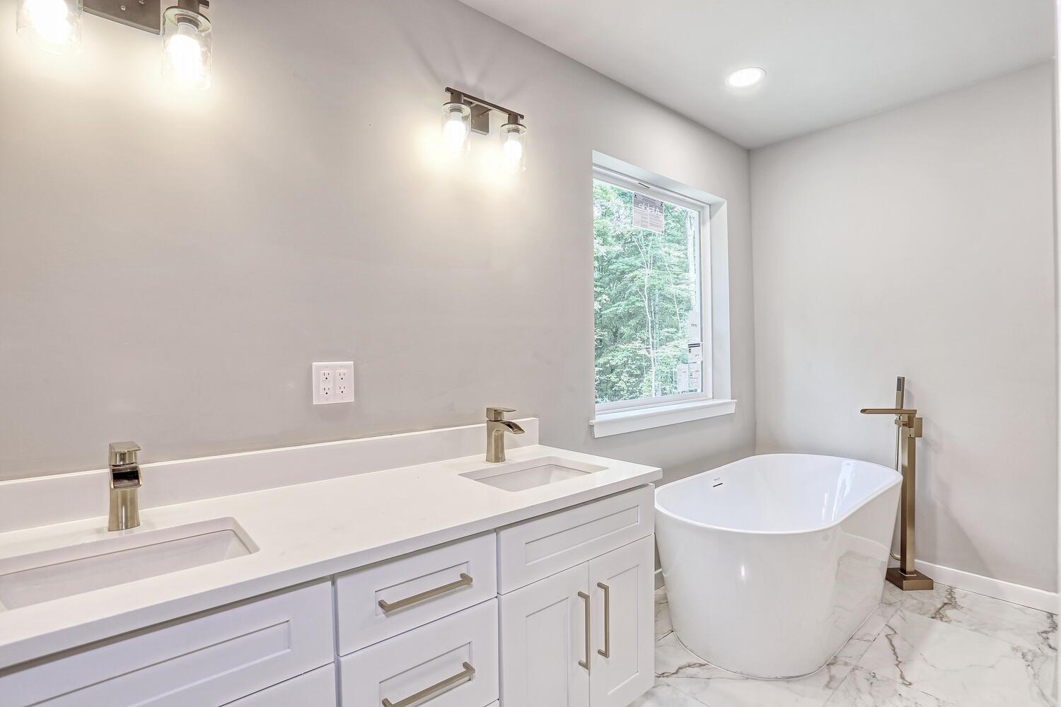 28 Forest Hills Lane, Otisville, NY 10963