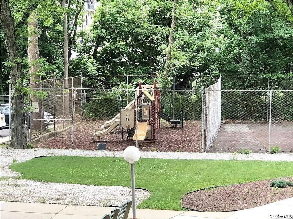 30 South Cole Avenue # 3E, Spring Valley, NY 10977