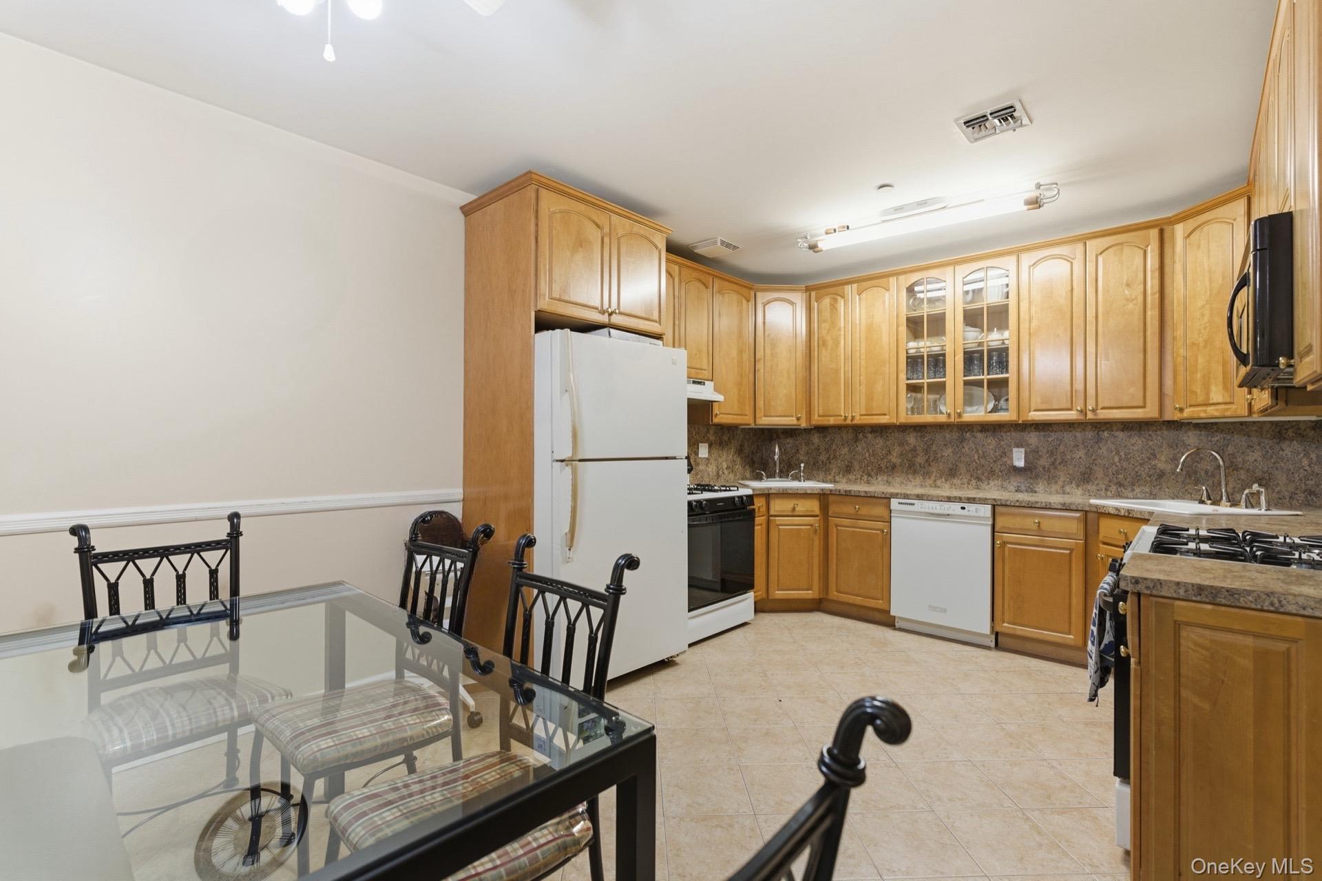 1323 46th Street # 5C, Brooklyn, NY 11219