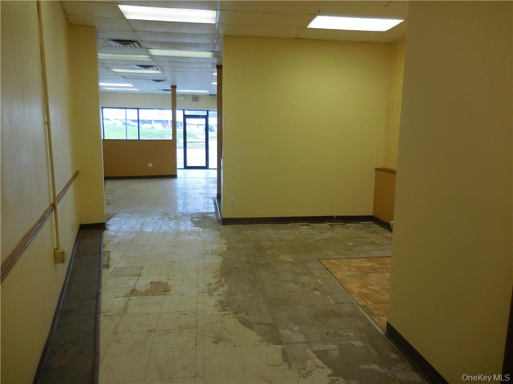 77 N Plank Road, Newburgh, NY 12550