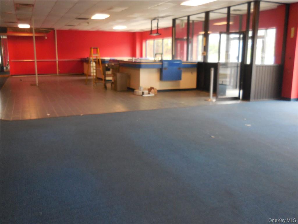 77 N Plank Road, Newburgh, NY 12550