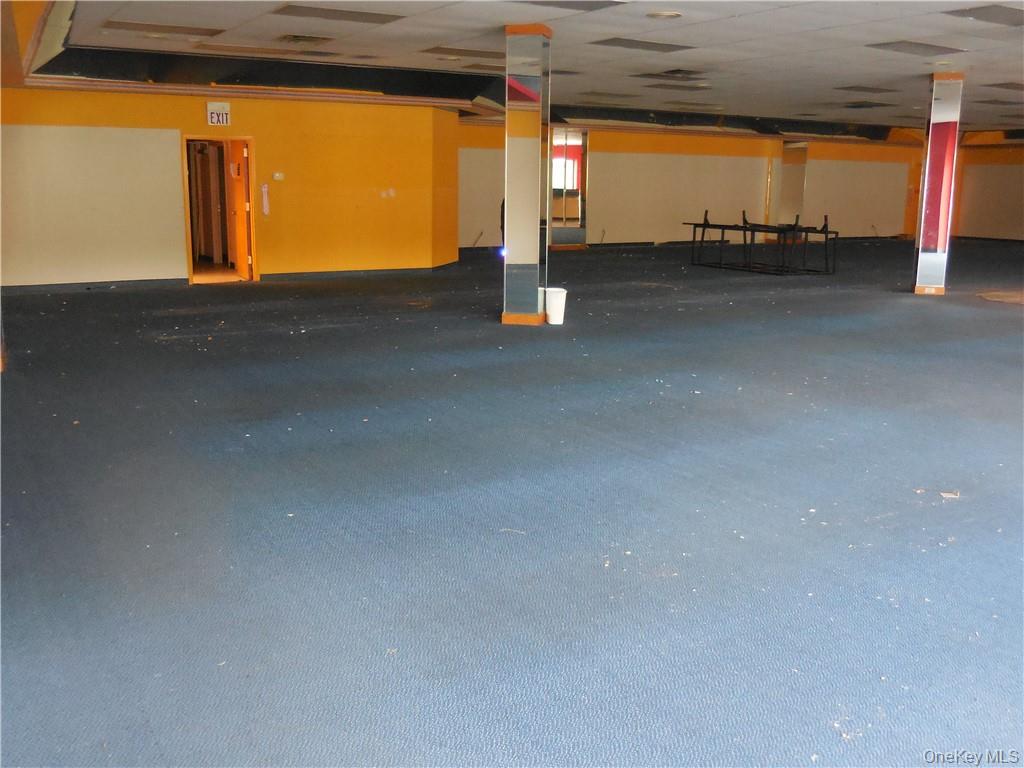 77 N Plank Road, Newburgh, NY 12550