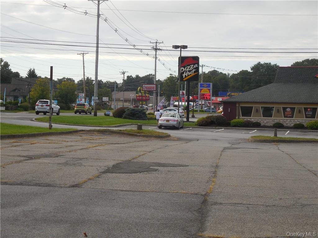 77 N Plank Road, Newburgh, NY 12550