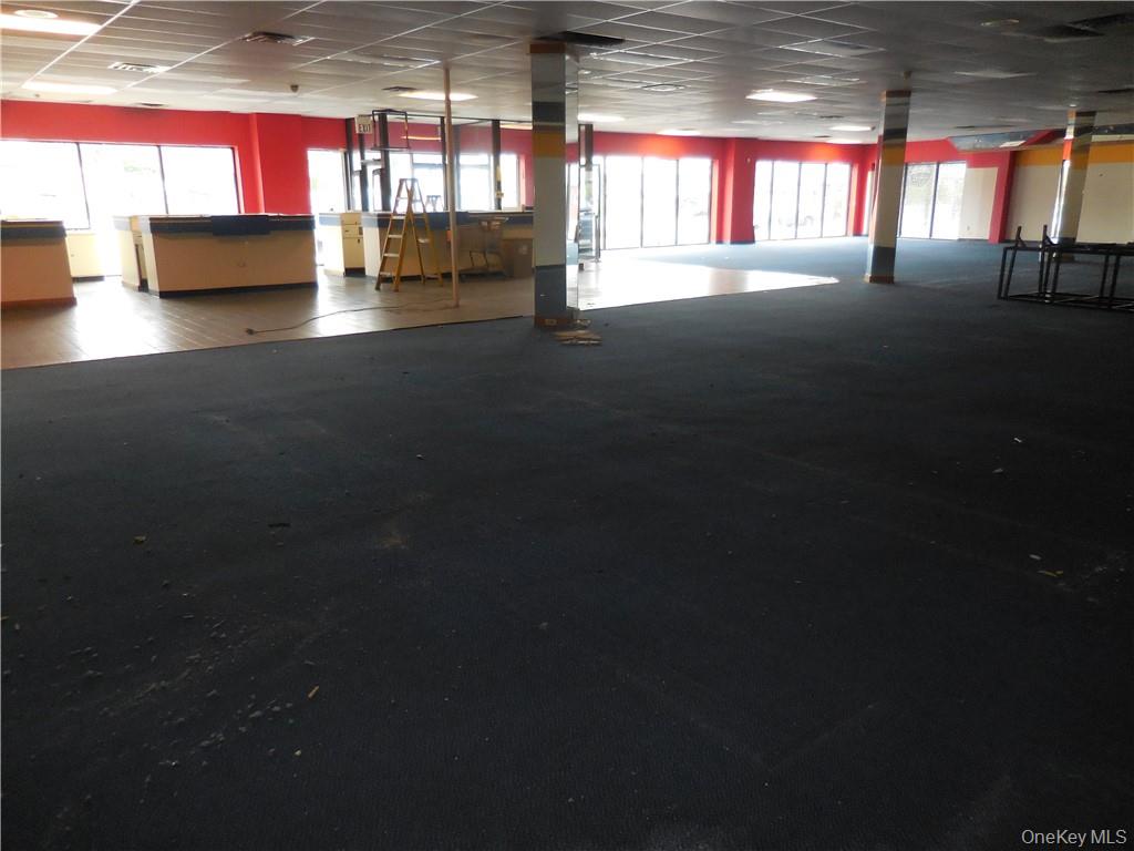 77 N Plank Road, Newburgh, NY 12550