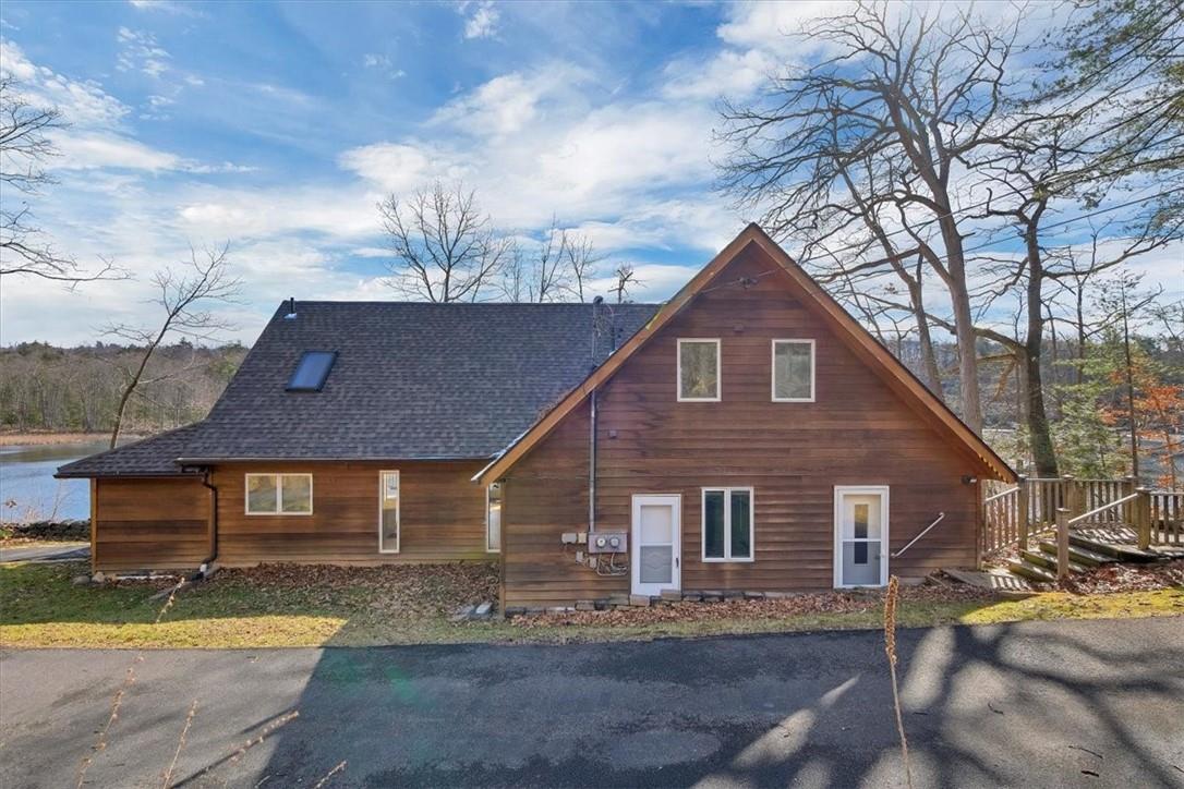 249 Lake Road, Lake Katrine, NY 12449