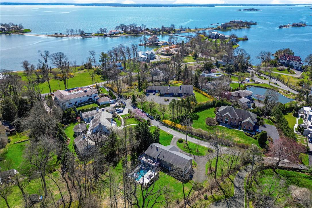 65 Premium Point, New Rochelle, NY 10801