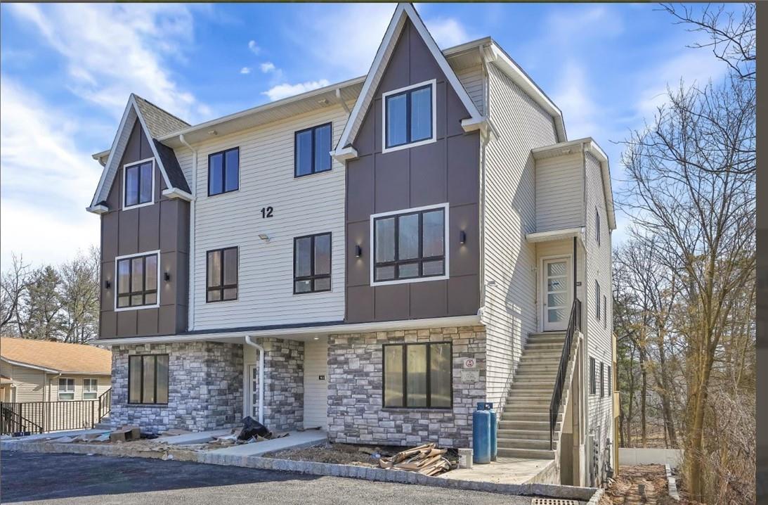 12 Augusta Avenue # 202, Monsey, NY 10952