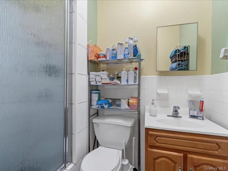 1207 Findlay Avenue, Bronx, NY 10456