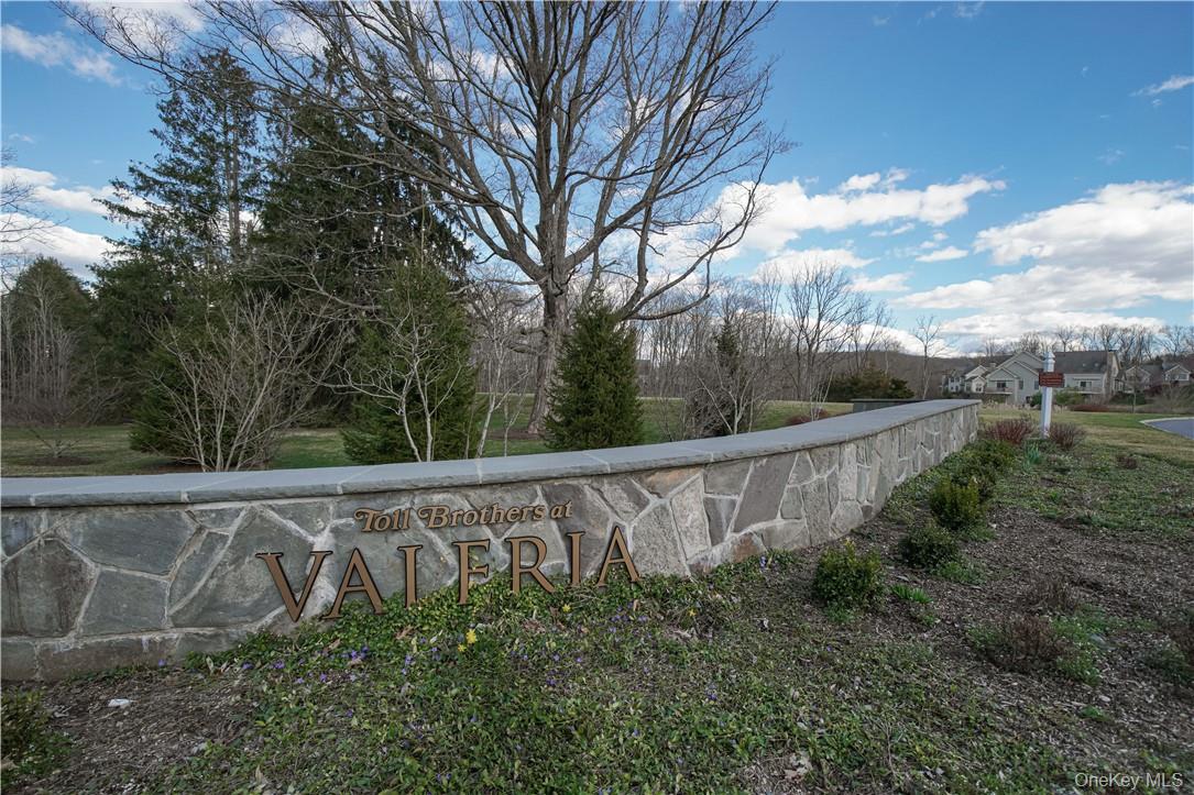 20 Deforest Drive, Cortlandt Manor, NY 10567