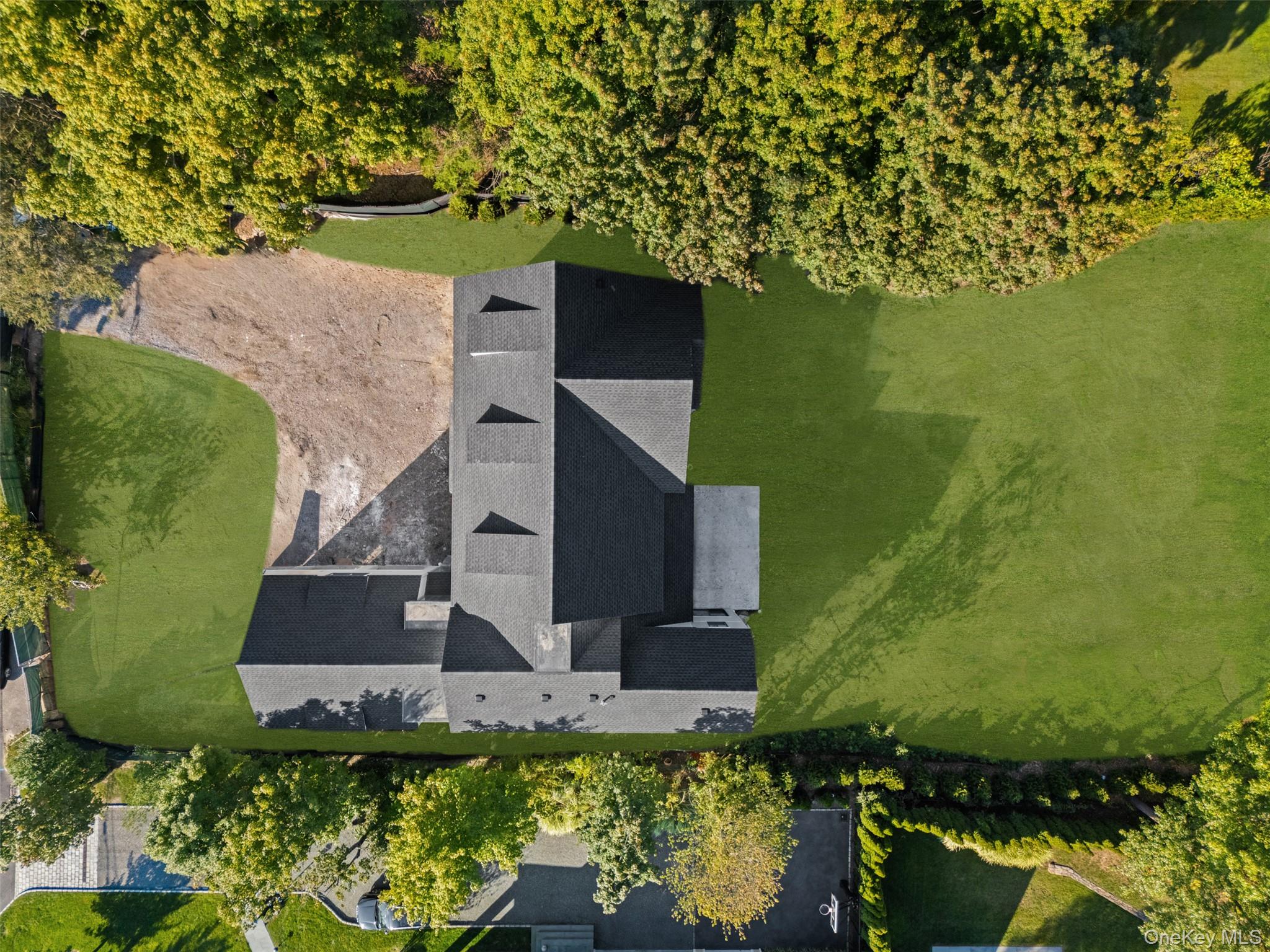 20 Cambridge Road, Scarsdale, NY 10583