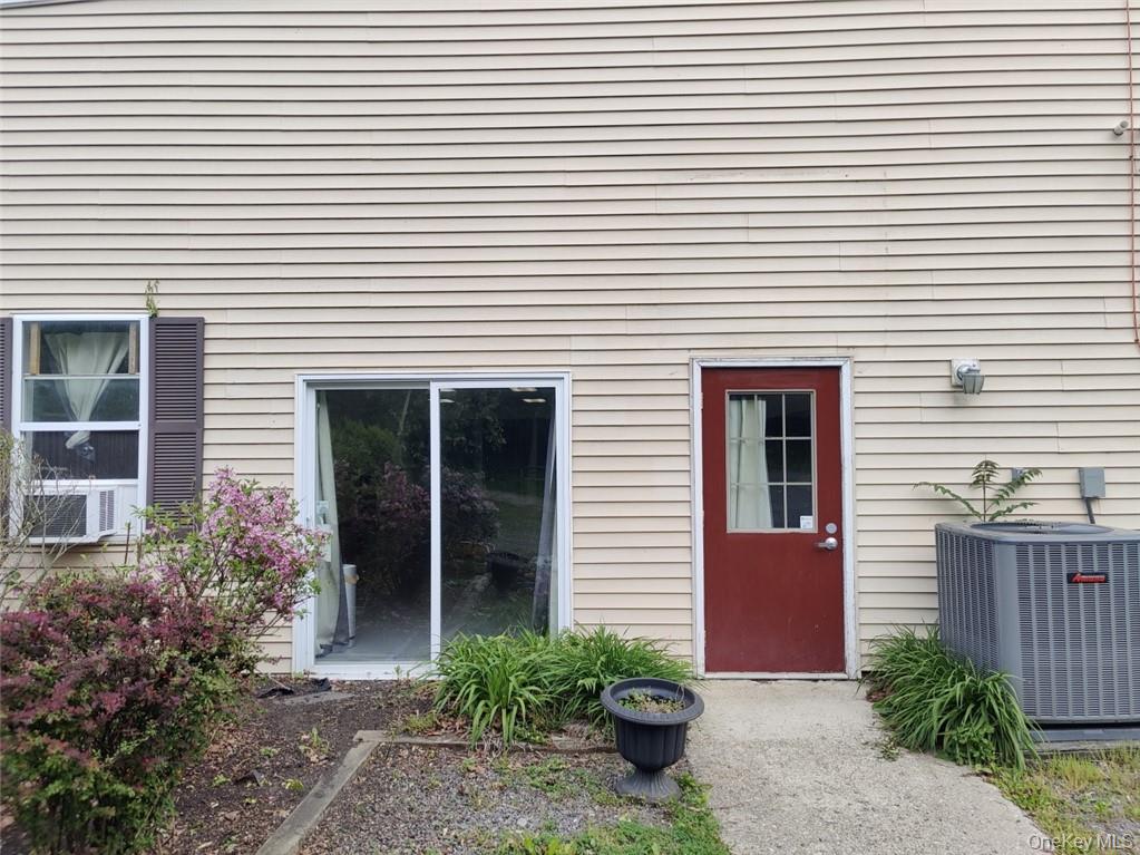 7578 N Broadway, Red Hook, NY 12571