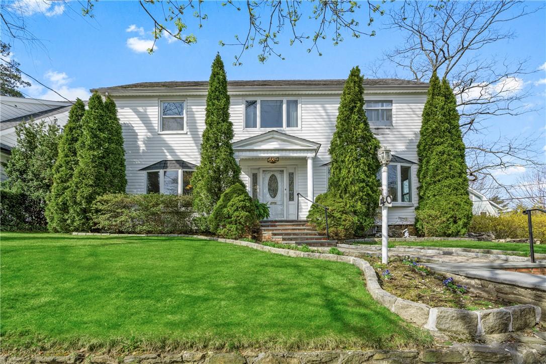 40 Petersville Road, New Rochelle, NY 10801