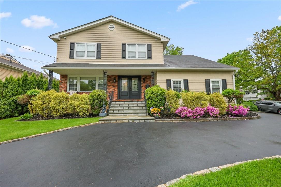 622 Wilmot Road, Scarsdale, NY 10583