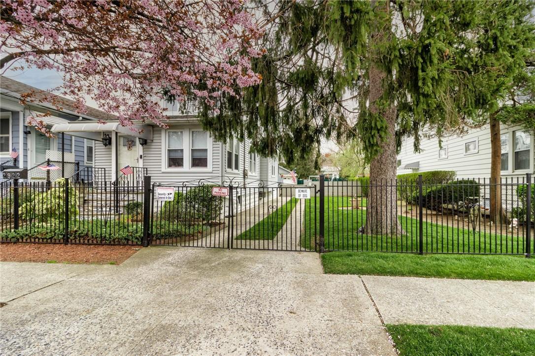 2922 Sommer Place, Bronx, NY 10465
