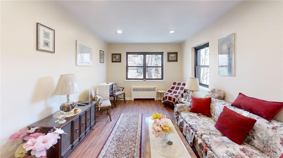 50 White Oak Street # 4B, New Rochelle, NY 10801