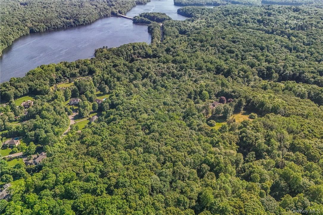 3 Route 100, Katonah, NY 10536