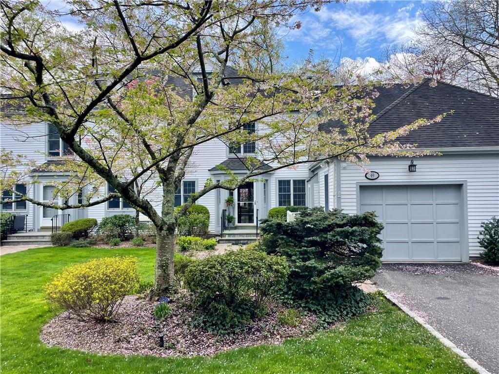 49 Brook Hills Circle # 49, White Plains, NY 10605