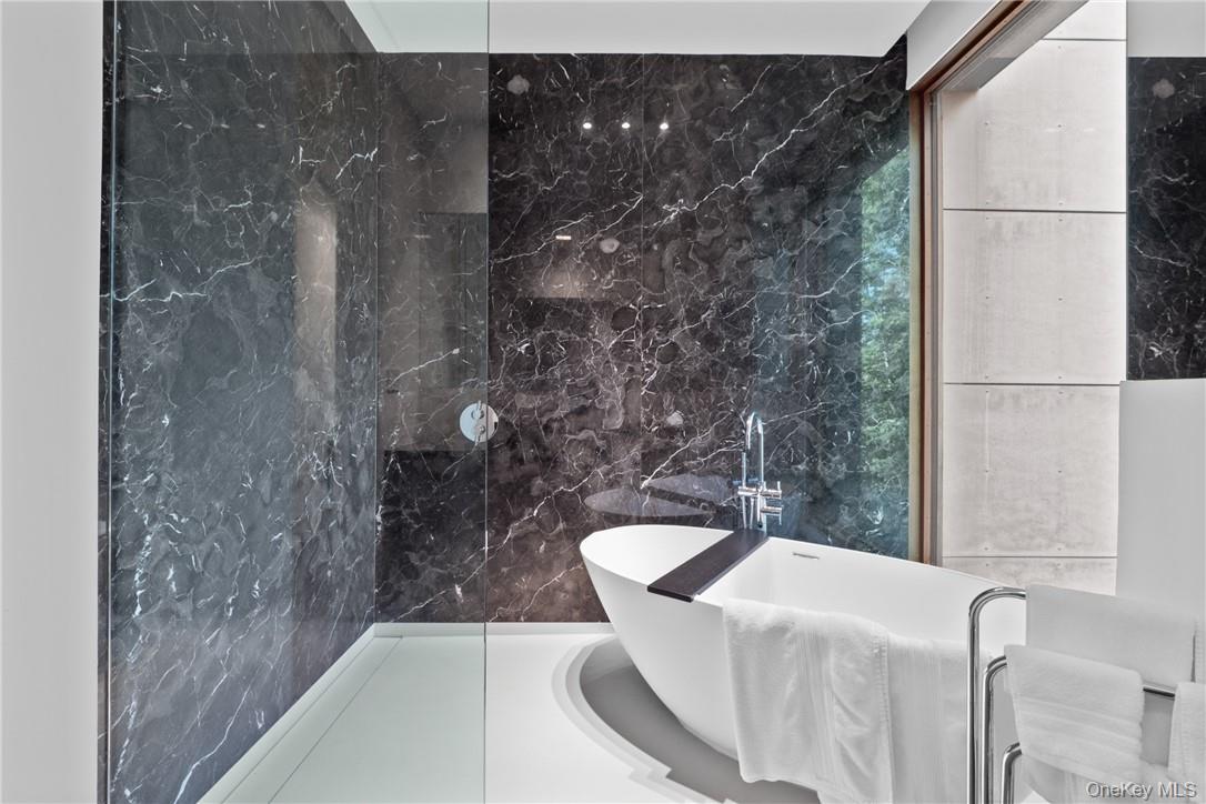 121 Sheldon Road, Gardiner, NY 12525