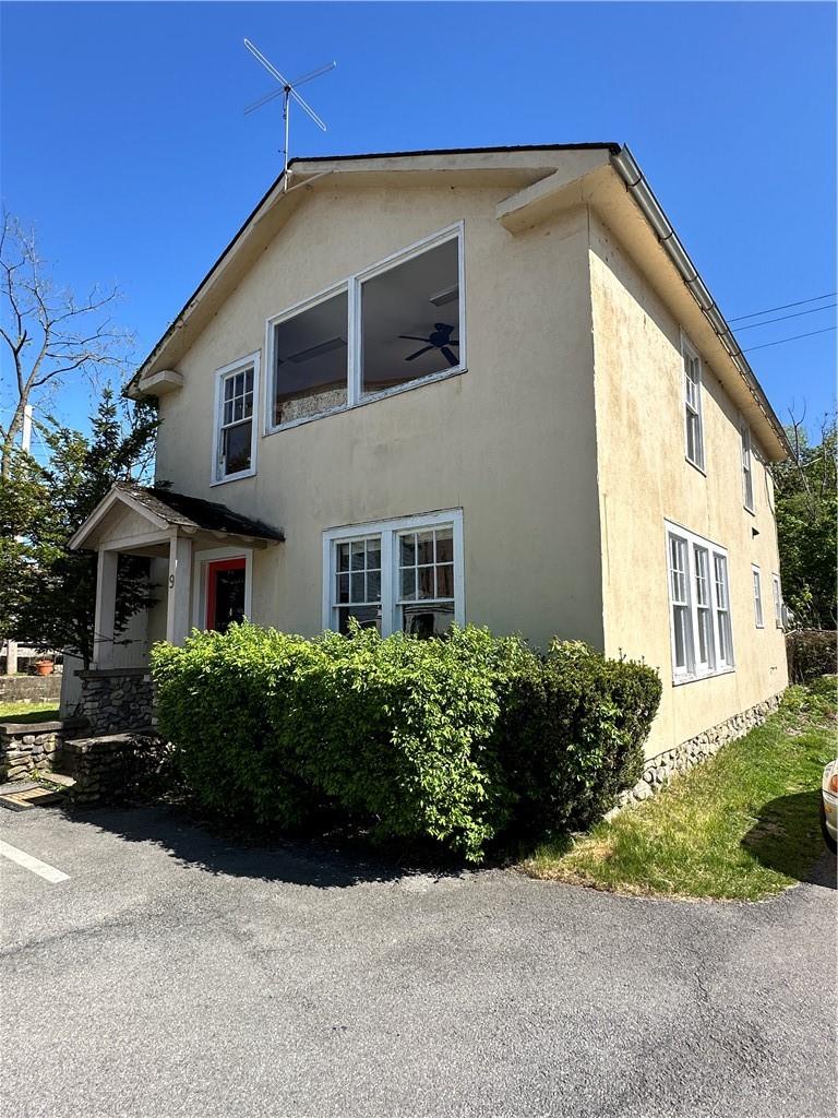 11 West Street, Warwick, NY 10990