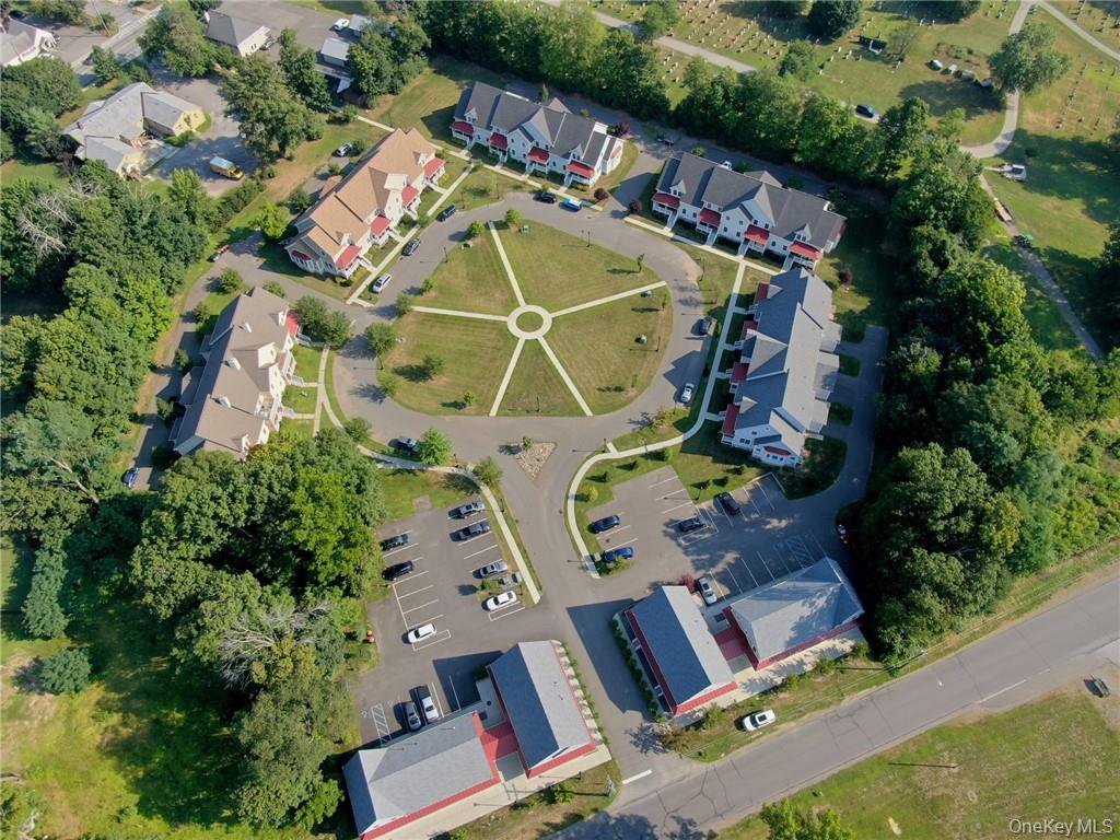 33 Firehouse Lane, Red Hook, NY 12571