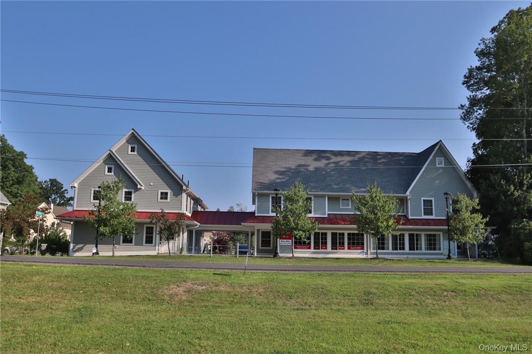 33 Firehouse Lane, Red Hook, NY 12571