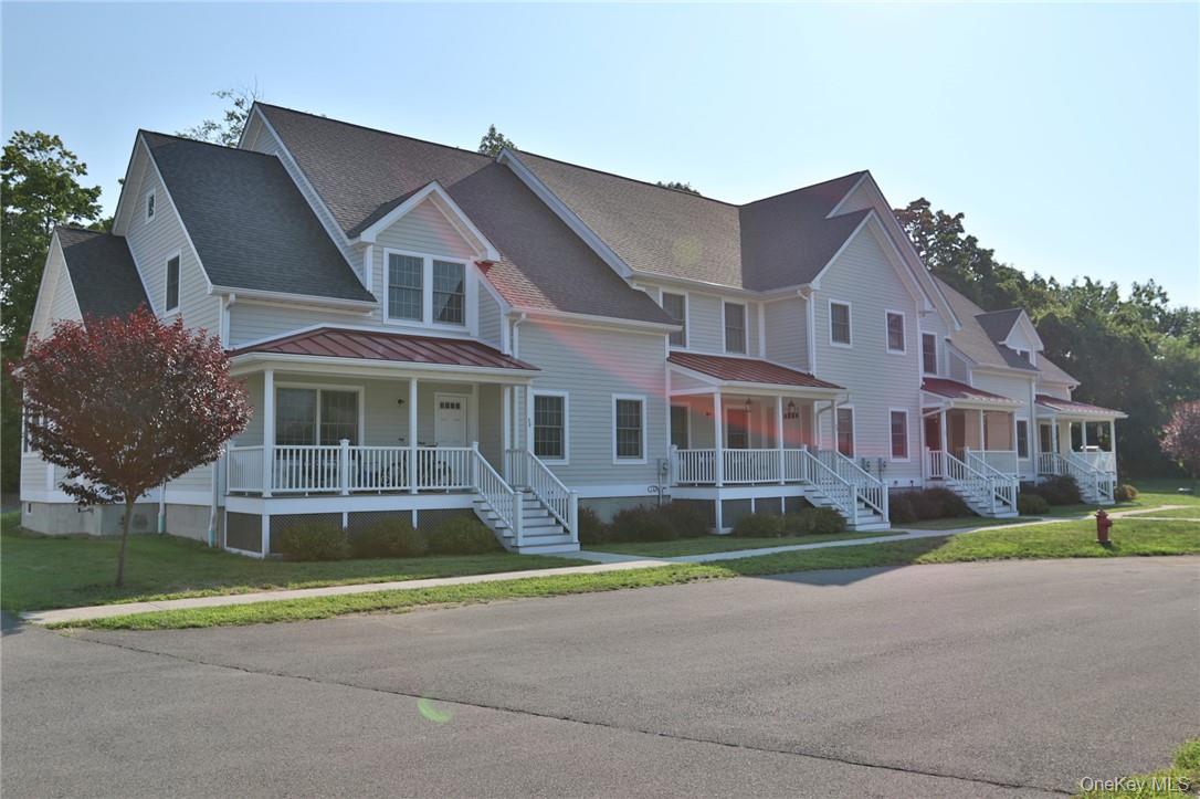 33 Firehouse Lane, Red Hook, NY 12571