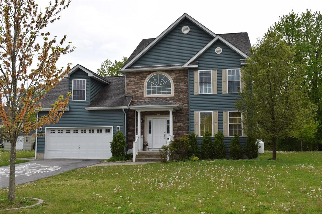 9 Alia Court, Poughkeepsie, NY 12603