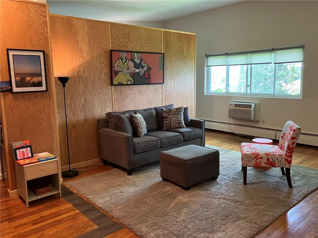 125 Hempstead Gardens Drive # K2D, West Hempstead, NY 11552