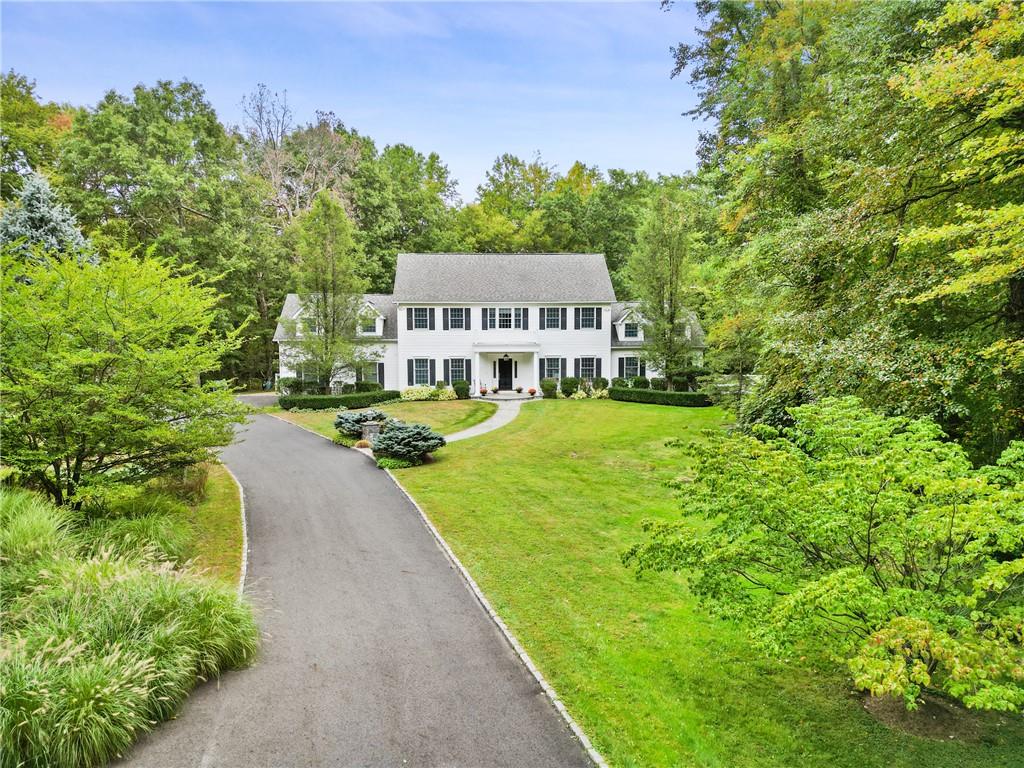 11 Beaver Pond Lane, South Salem, NY 10590