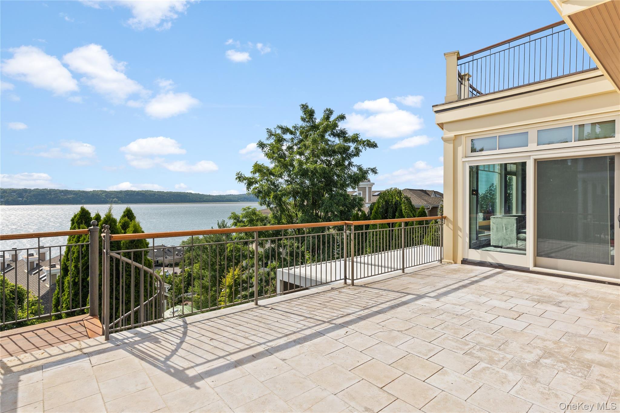 33 Livingston Avenue, Dobbs Ferry, NY 10522