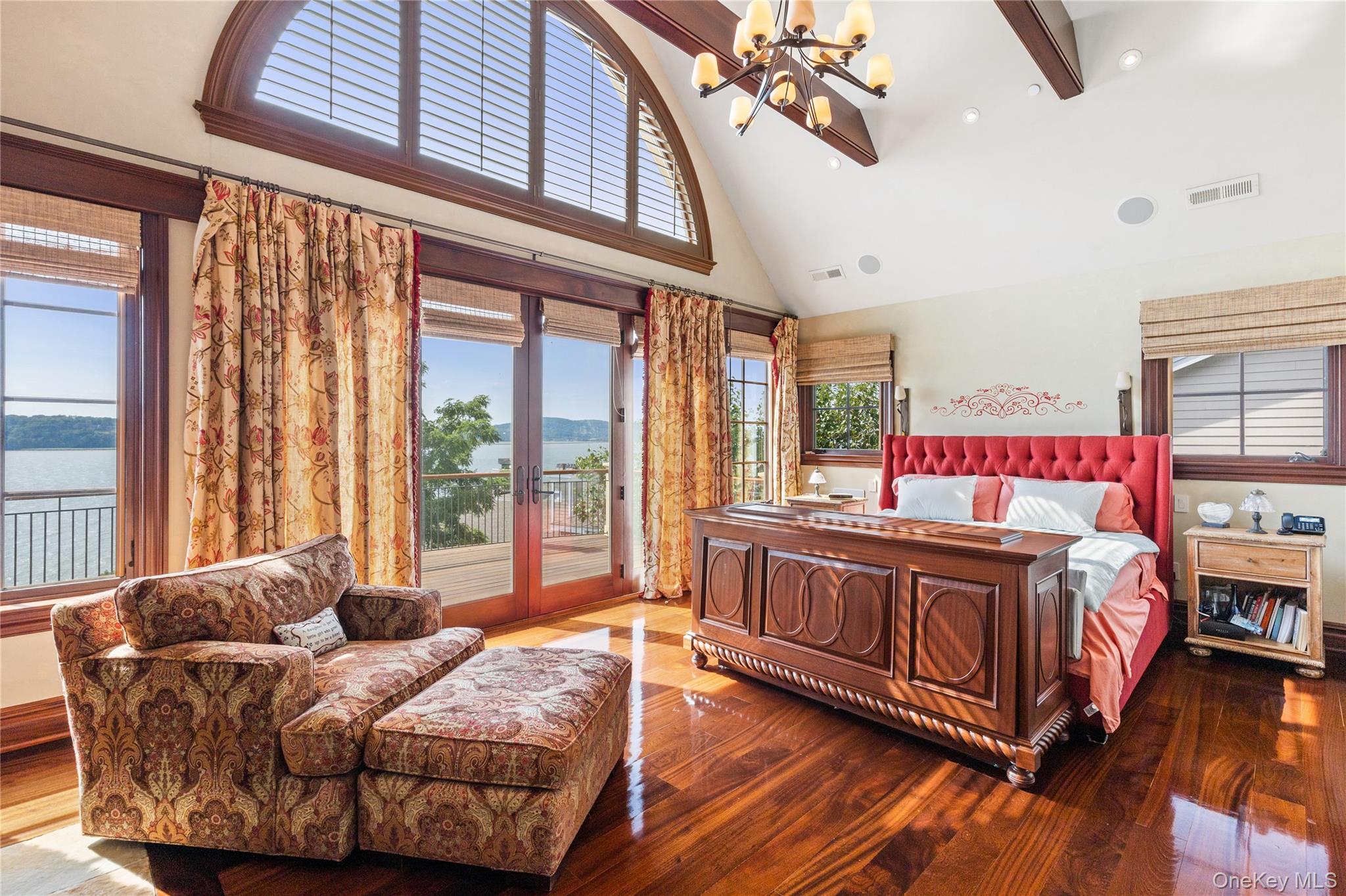 33 Livingston Avenue, Dobbs Ferry, NY 10522