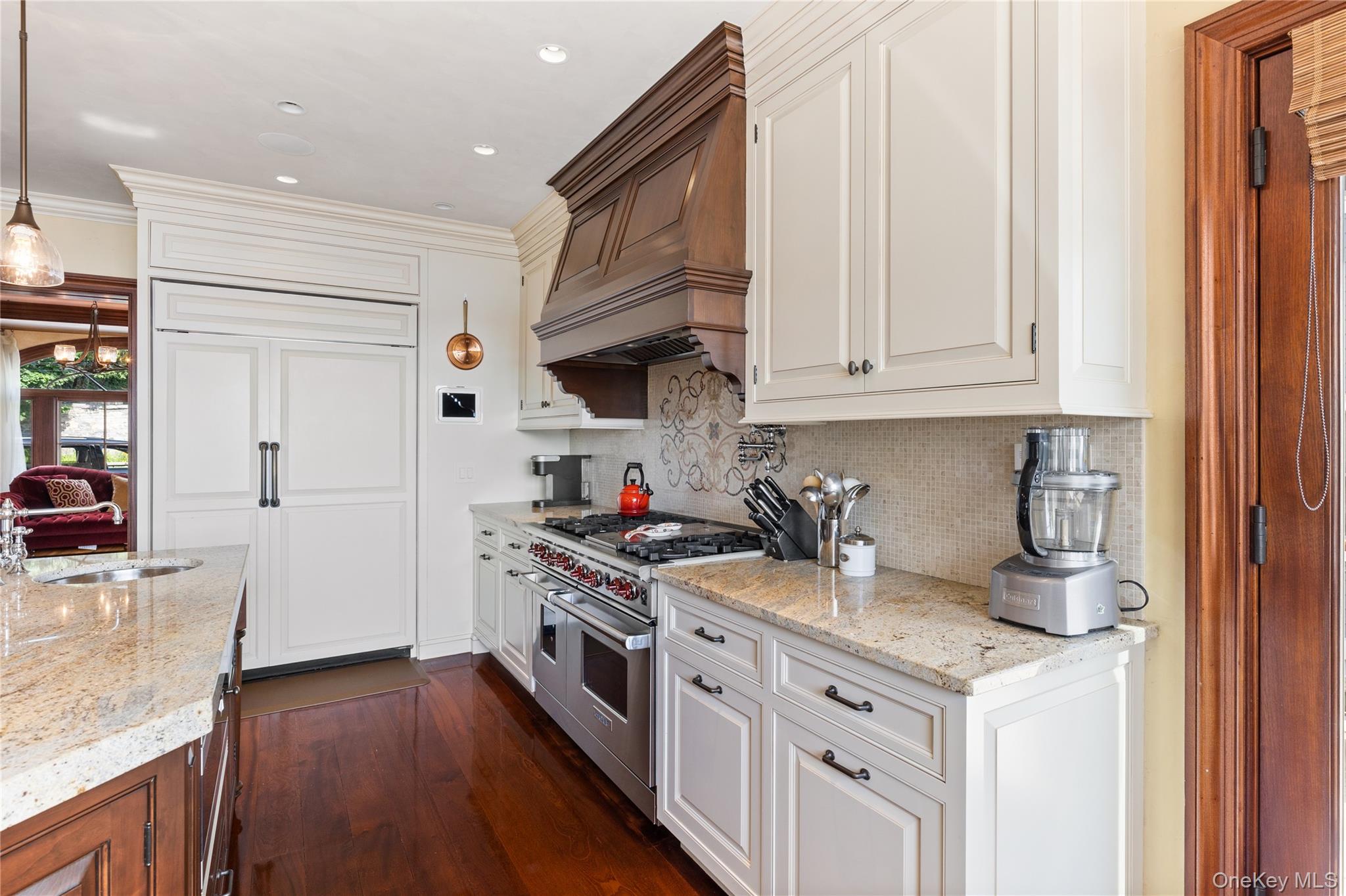 33 Livingston Avenue, Dobbs Ferry, NY 10522