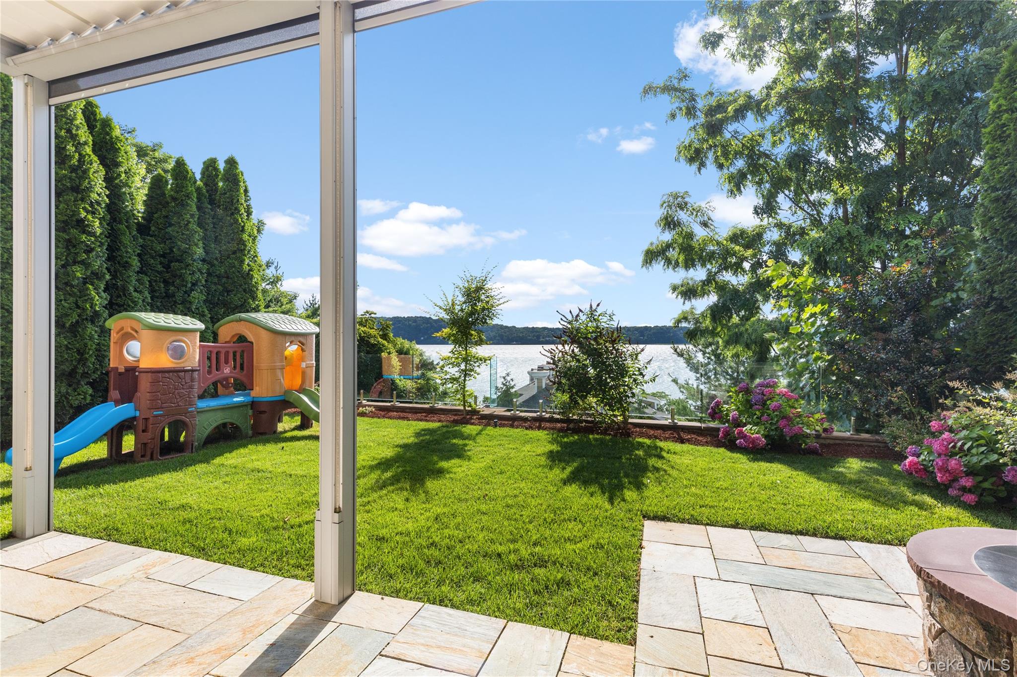 33 Livingston Avenue, Dobbs Ferry, NY 10522