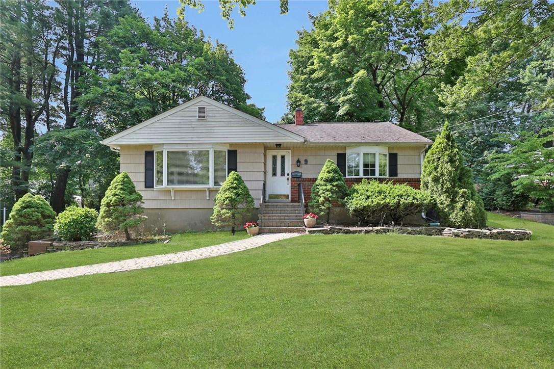 9 Deerwood Drive, New City, NY 10956