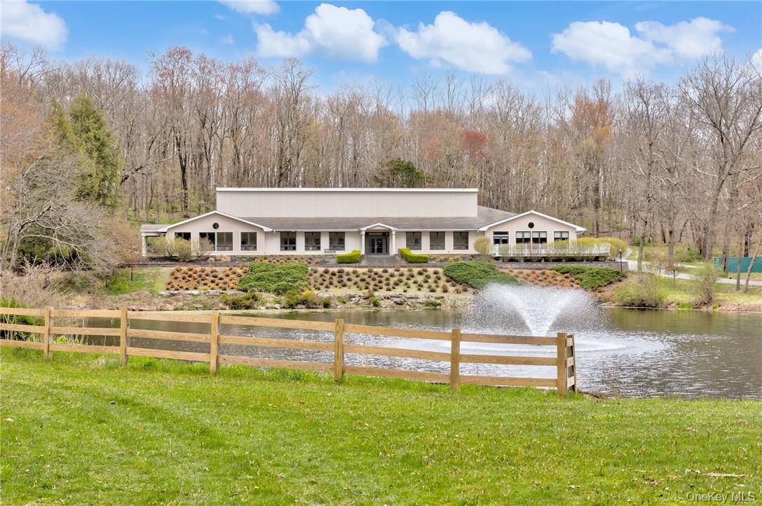 200 Cardinal Road, Hyde Park, NY 12538