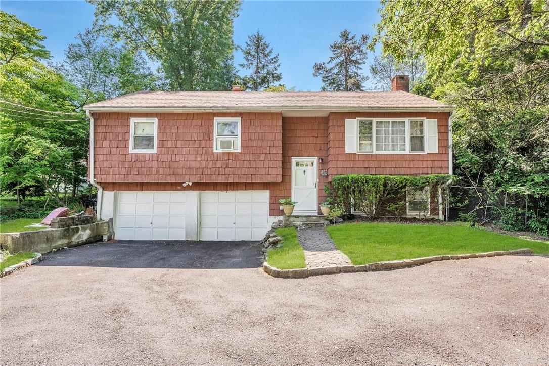 1137 Dobbs Ferry Road, White Plains, NY 10607