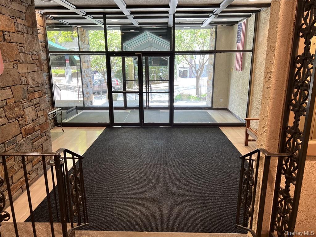 25 Franklin Avenue, White Plains, NY 10601