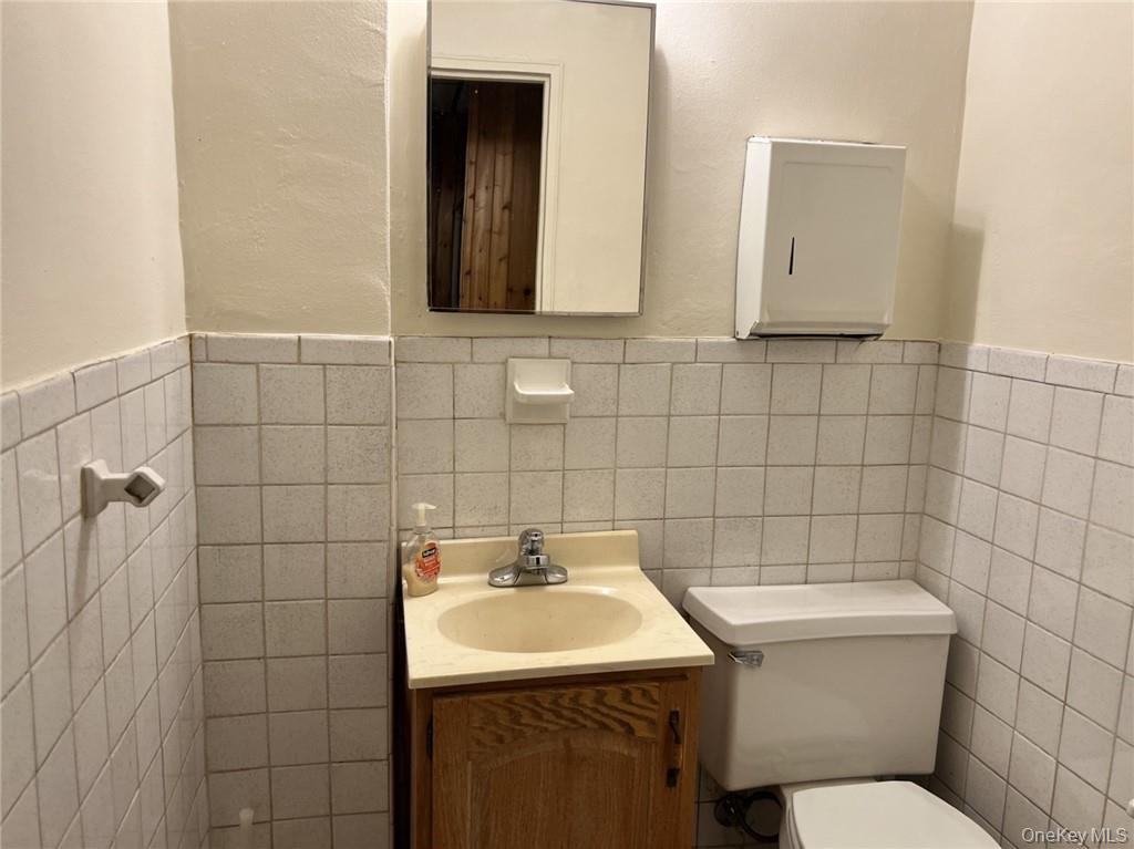 25 Franklin Avenue, White Plains, NY 10601