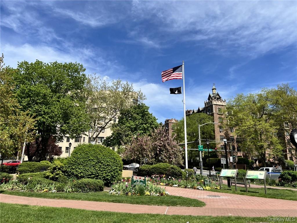 25 Franklin Avenue, White Plains, NY 10601