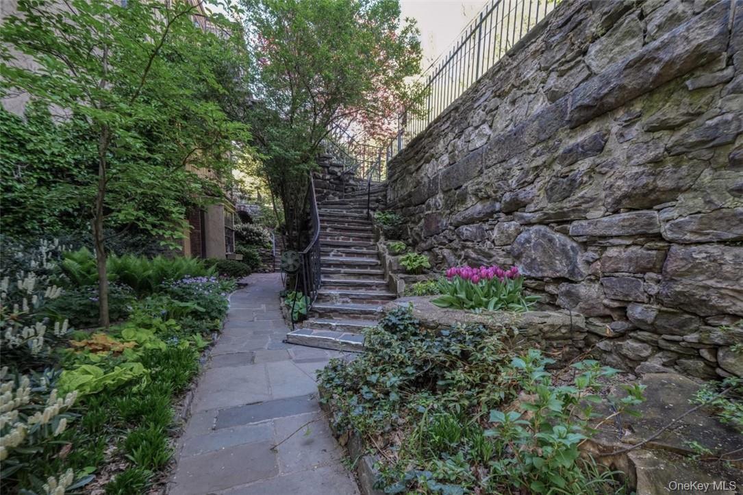 2501 Palisade Avenue # E3, Bronx, NY 10463