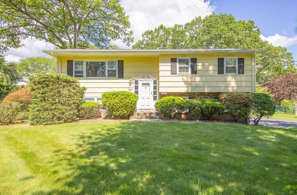 1 Brentwood Drive, New City, NY 10956