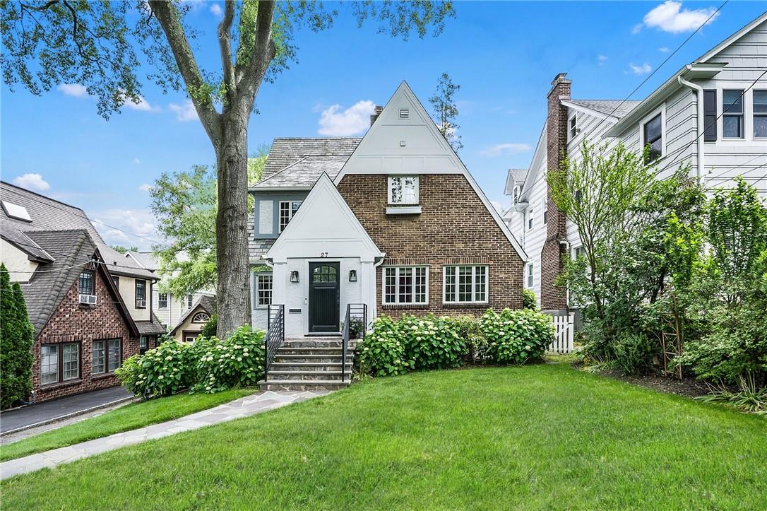 27 Bonnett Avenue, Larchmont, NY 10538