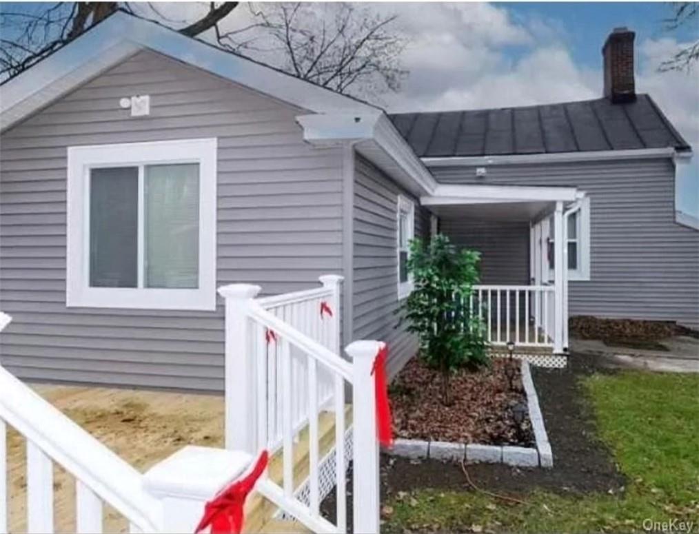 15 Quaker Hill Road # 1, Pleasant Valley, NY 12569