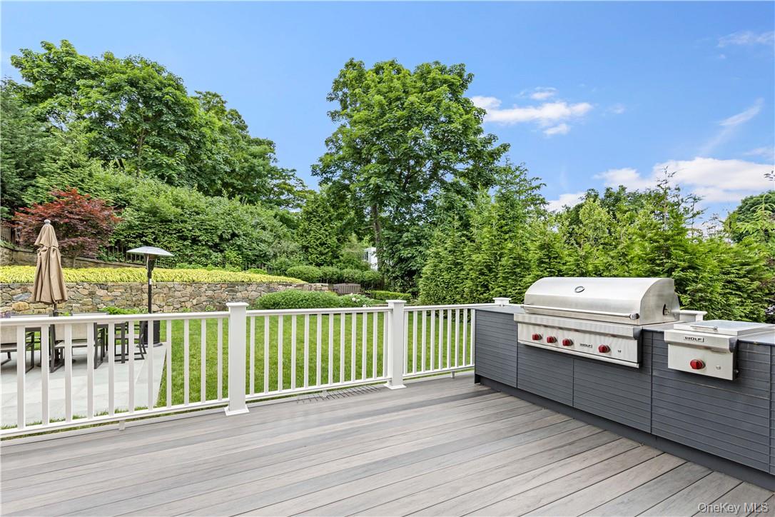 622 W 256th Street, Bronx, NY 10471