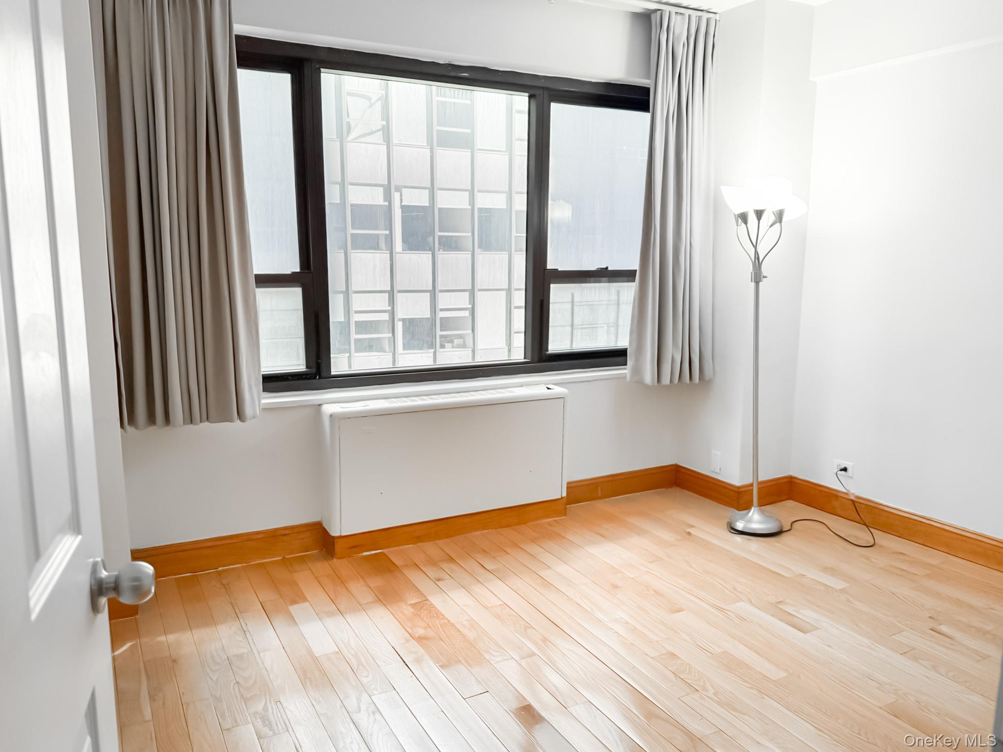 210 E 47th Street # 7D, New York (Manhattan), NY 10017